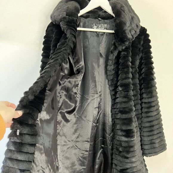 Vintage Nuage Black Faux Carved Fur Mid Length Coat - Picture 3 of 8
